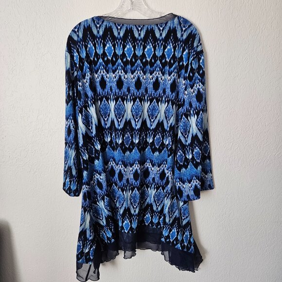 Cato Blue Tunic Top Embellished Neckline and Handkerchief Hem Size 26W-28W - Picture 2 of 8